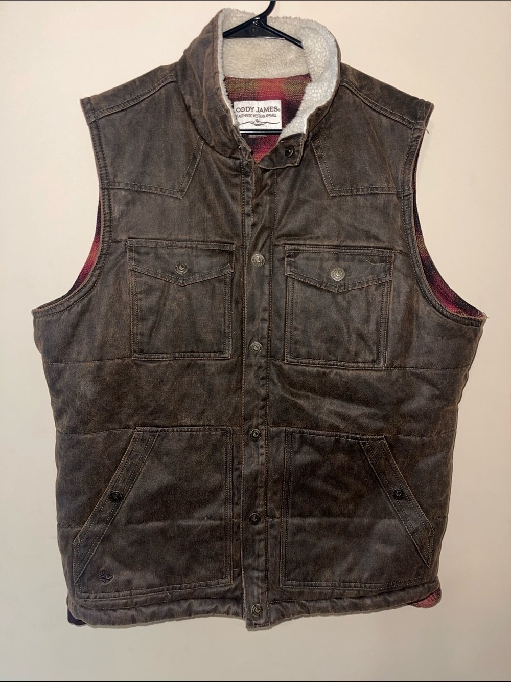 Cody James Men’s Brown Sherpa-Lined Vest